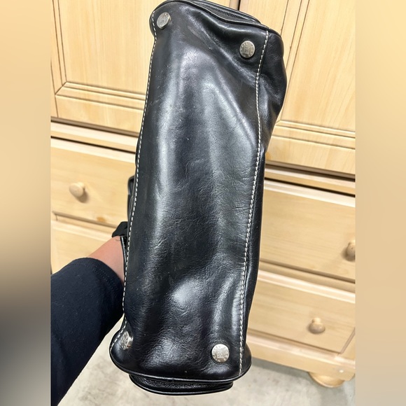 Black leather Michael Kors Purse - Picture 7 of 7